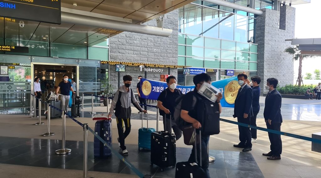 베트남 한국 기업인 예외입국…1차 193명