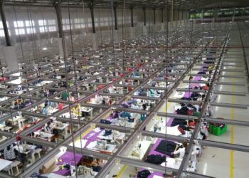 베트남 인력난 부족으로 생산차질