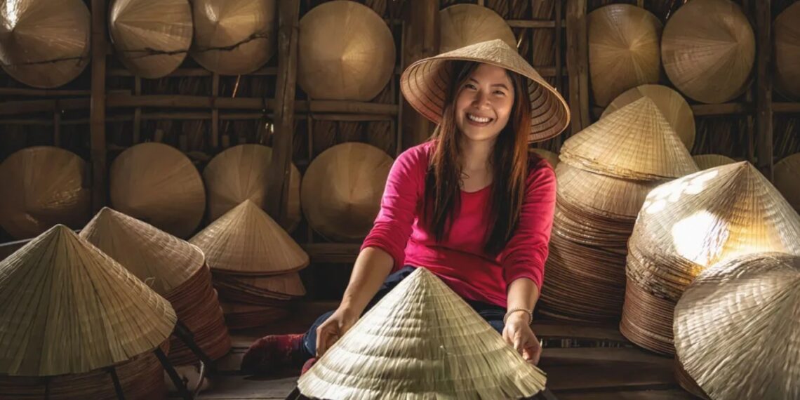 베트남 ‘고깔모자’라는 문화유산