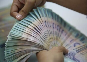 베트남 불확실성 속에서 은행 저축 증가