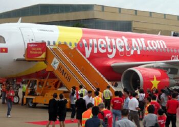 비엇쳇 해도 해도 너무한다 연착 경고