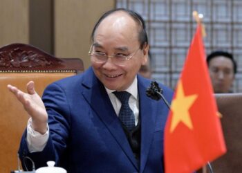 ‘베트남 권력서열 2위’ 응우옌 쑤언 푹 국가주석 돌연 사임