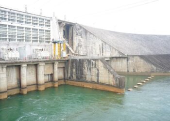 베트남 북부지방 전력난, 한숨 돌려…’단비’로 발전상황 개선