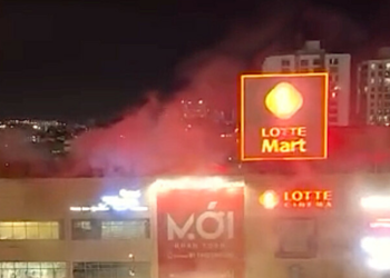 호치민 롯데마트 화재로 1,000여명 대피