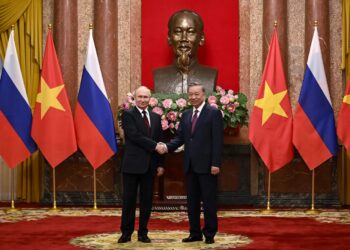 러시아-베트남 “서로 적대국과는 동맹·조약 안 맺는다” 합의