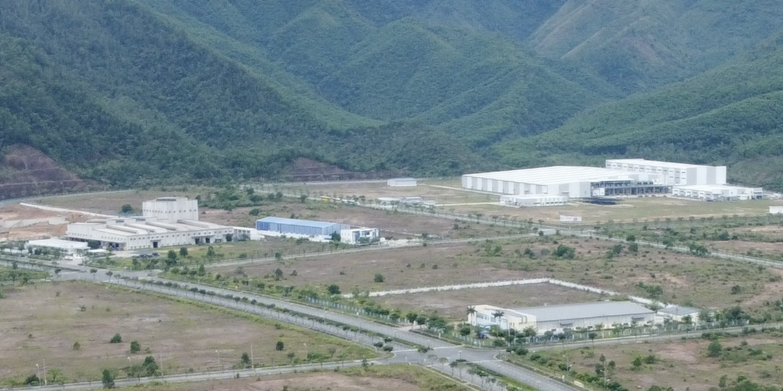 다낭 하이테크 파크, 최초 데이터베이스 센터 건립