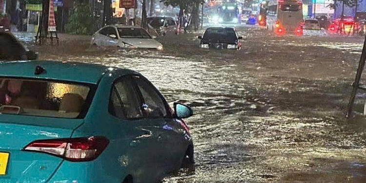 푸꾸옥은 25년 만에 폭우로 침수