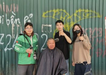 길거리에서 만든 행복…응원합니다